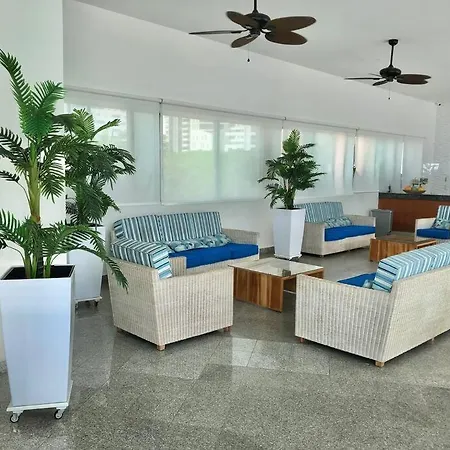 Apartment Apto 2302 Frente Al Mar- Edificio Palmetto, Piso 23 *