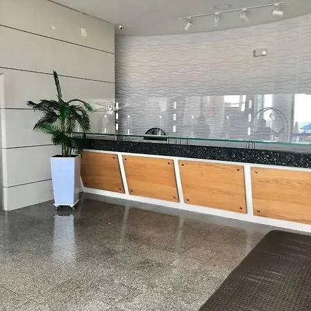 Apartment Apto 2302 Frente Al Mar- Edificio Palmetto, Piso 23 *